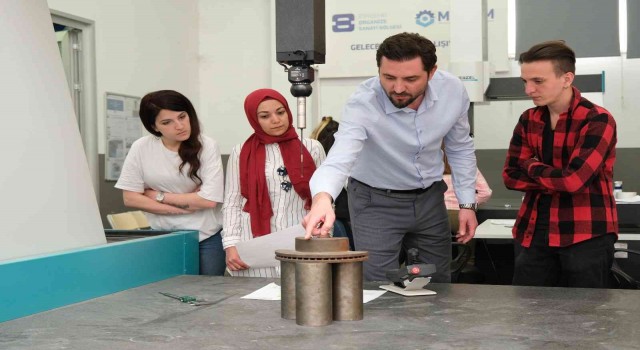 BEBKAdan MEGEMde istihdam garantili mesleki eğitim kursları