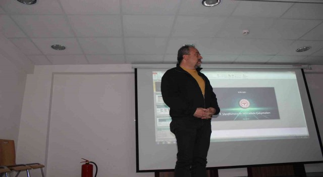 Ben Olsaydım temalı bağımlılıkla mücadele çalıştayı yapıldı