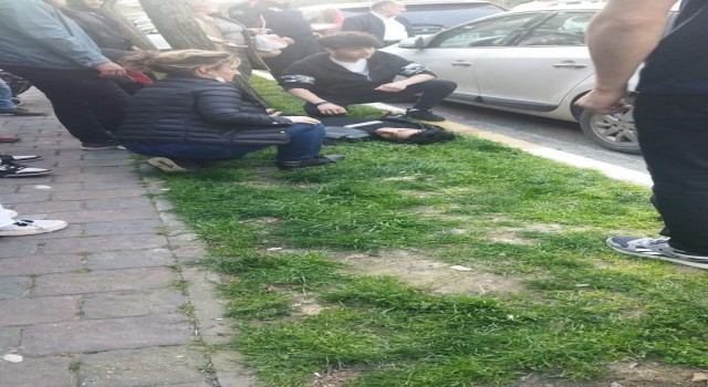 Beylikdüzünde bir genç husumetlileri tarafından bıçaklandı