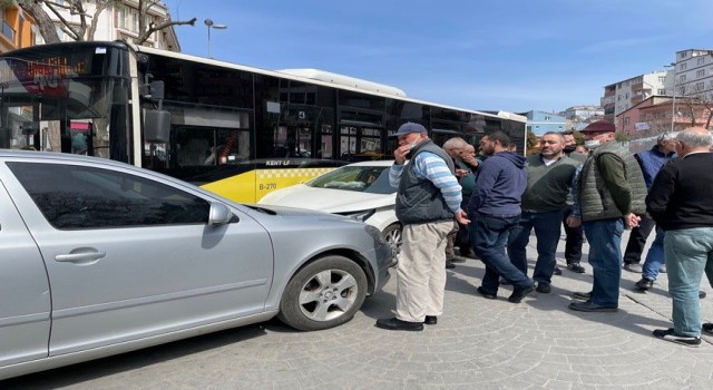 Beyoğlunda freni patlayan İETT otobüsü 4 araca çarptı