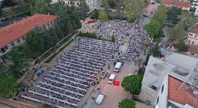 Bilecikte 7 bin 500 kişi aynı iftar sofrasında buluştu