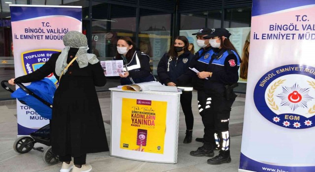 Bingölde polis ekipleri vatandaşlara KADESi tanıttı