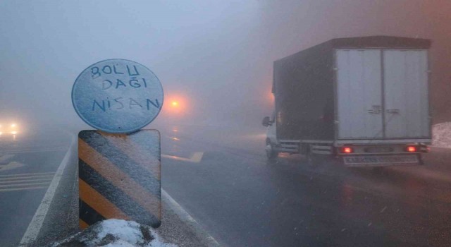 Bolu Dağına Nisan ayında kar düştü