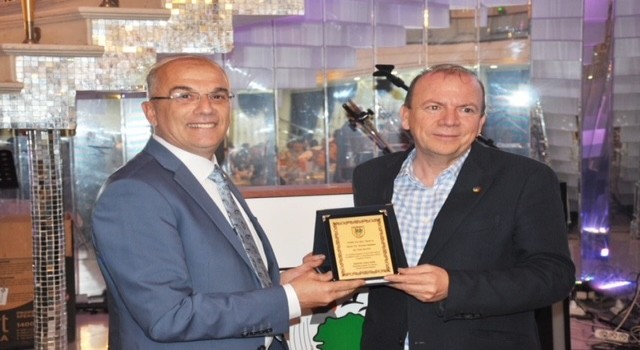 Borsanın işlem hacmi ve geliri arttı