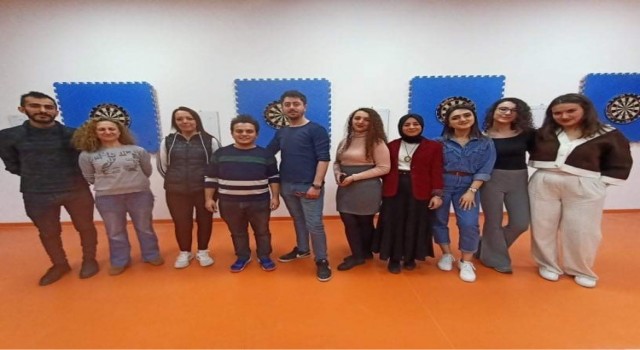 Bozüyükte sağlık çalışanları için dart turnuvası düzenlendi