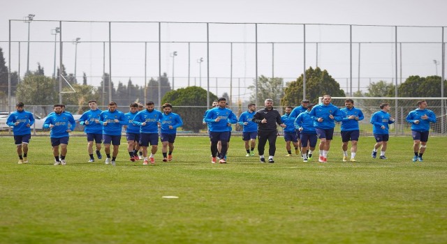 Bucaspor 1928de 5 futbolcu kadro dışı