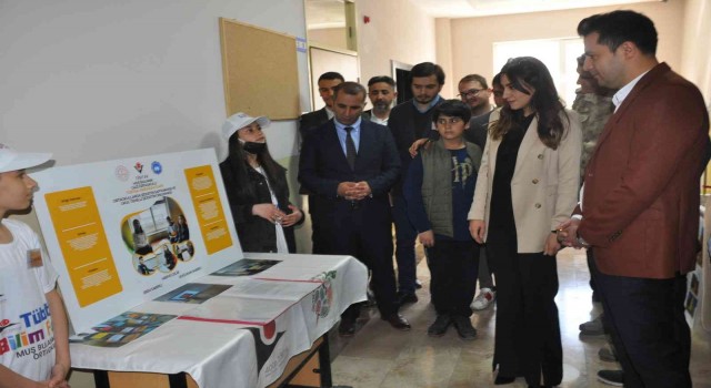 Bulanıkta TÜBİTAK 4006 Bilim Fuarı açıldı