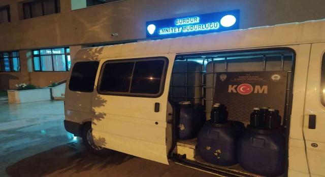 Burdurda 2 bin 790 litre kaçak yakıt ele geçirildi