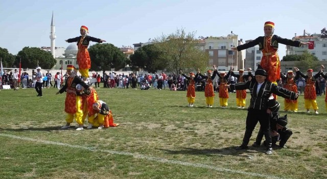 Burhaniye de 23 Nisan kutlaması
