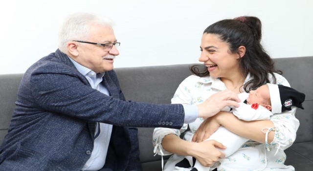 Burhaniye de Hoş Geldin Bebek projesi devam ediyor