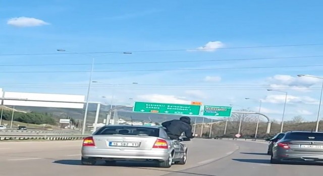 Bursada fotoğraf çekmek için canını tehlikeye attı, o anlar kamerada