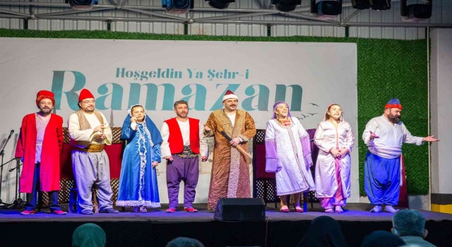 Bursada ramazan gecelerinde tiyatro gösteri