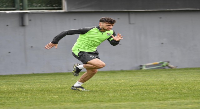 Bursaspor son antrenmanını Manisada yaptı
