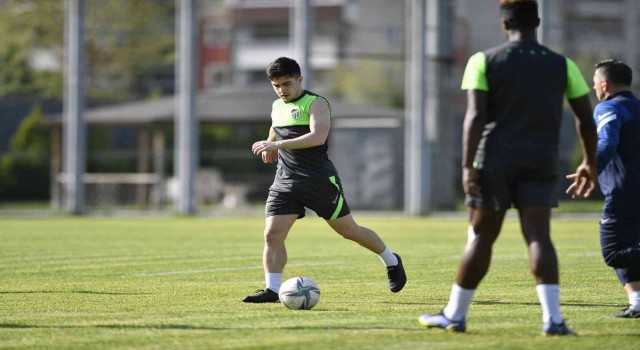 Bursasporda Manisa FK maçı hazırlıkları sürüyor