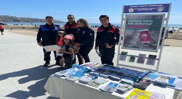 Büyükçekmecede polis vatandaşlarla buluştu