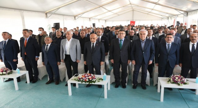 Büyükkılıç, Ankarada sokak hayvanları için düzenlenen programa başkanlık etti