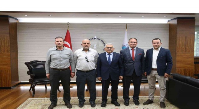 Büyükkılıça istişare ziyaretleri sürüyor