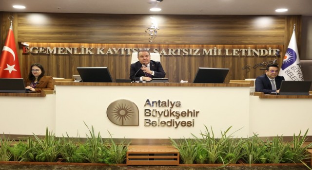 Büyükşehir Belediyesinin 2021 Faaliyet Raporu kabul edildi