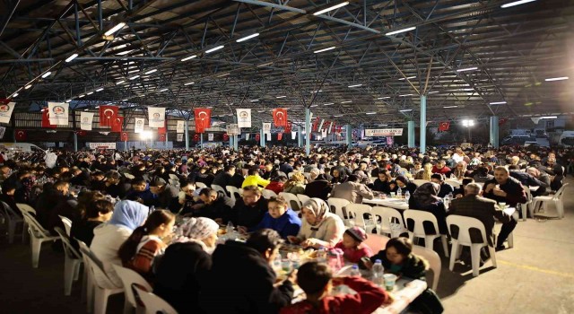 Büyükşehir gönül sofrası Fatihte