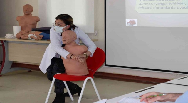 Büyükşehir personeline temel ilk yardım eğitimi