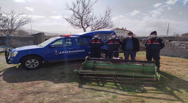 Çalınıp hurdacıya satılan tarım makinesini JASAS buldu