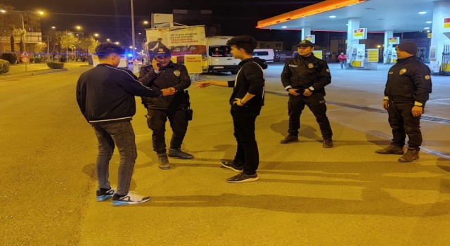 Çarşı ve mahalle bekçileri gece uygulamalarını sürdürüyor
