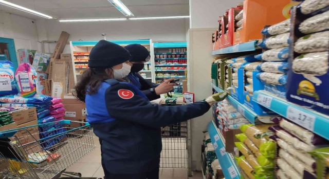Çayırovada zabıta ekipleri KDV ve hijyen denetimi yaptı