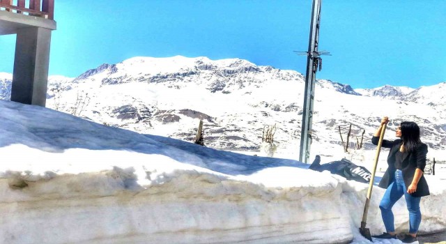 Çemişgezek ve Pertek ilçeleri bahar renklerine büründü, sıra Ovacıkta