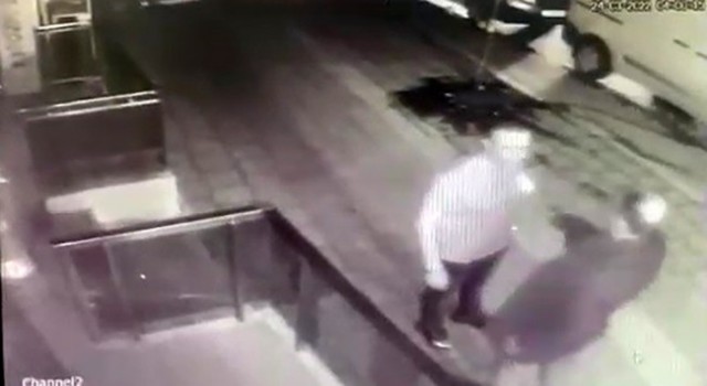 Cinayet zanlısının barını alev alev kundakladılar