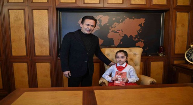 Çocuk Başkandan ‘sokak hayvanları talimatı