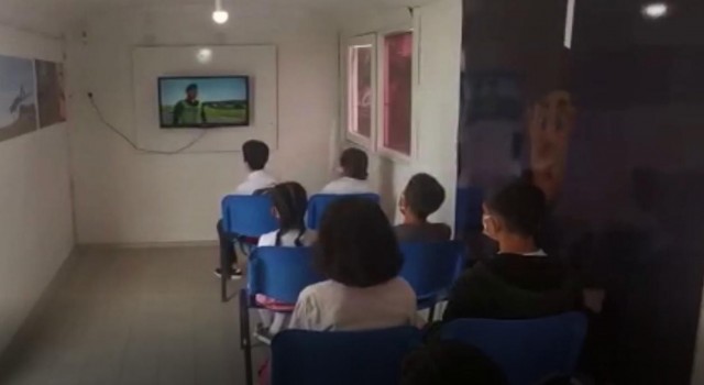 Çocuklara tim jandarma çizgi filmiyle jandarmanın tanıtımı yapıldı