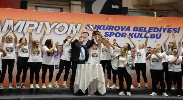 Çukurovanın Sultanları taraftarıyla buluştu