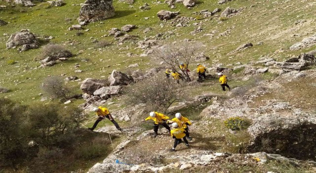 DAK gönüllülerinin iple eğitimi 7 saat sürdü