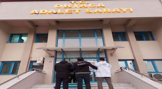 Dalamanda 2 uyuşturucu taciri yakalandı
