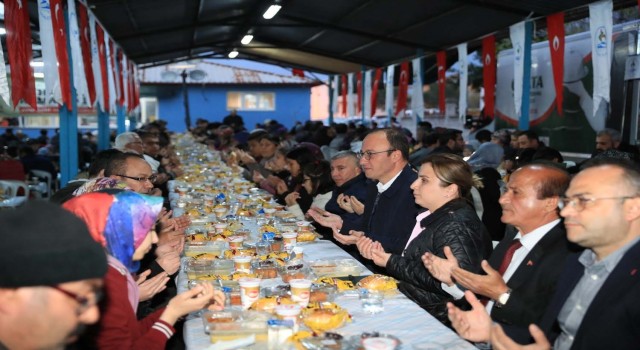 Denizlide binlerce vatandaş gönül sofrasında bir araya geldi