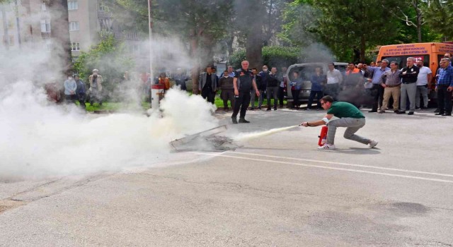 Denizlide tarım teşkilatına yangın eğitimi verildi