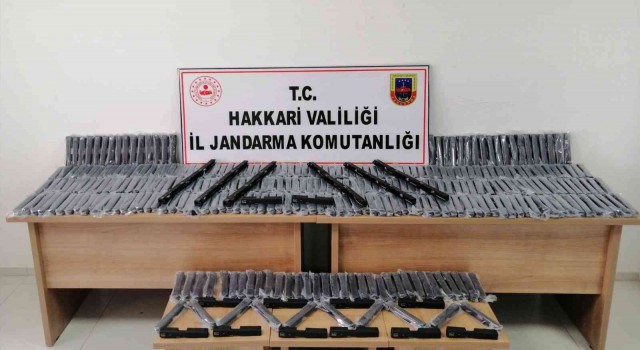 Derecikte 400 adet tabanca üst kapağı ele geçirildi