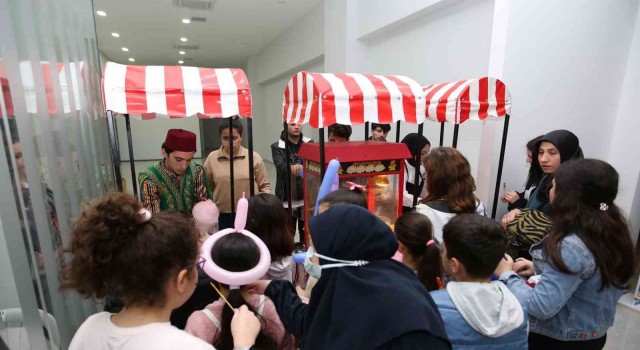 Derincede çocuklara özel eğlenceli iftar programı