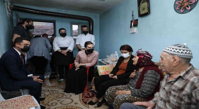 DEÜden Kirazda gönül buluşması