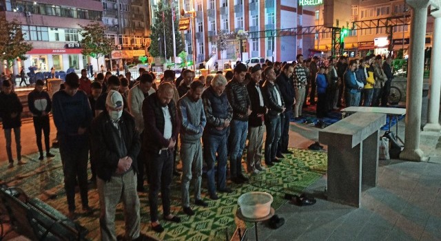 Devrekte Kadir Gecesi coşkuyla kutlandı