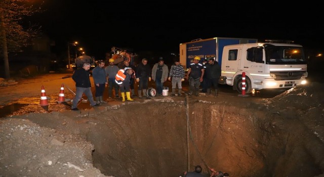 DİSKİ Bismilde içme suyu borusundaki arızayı giderdi