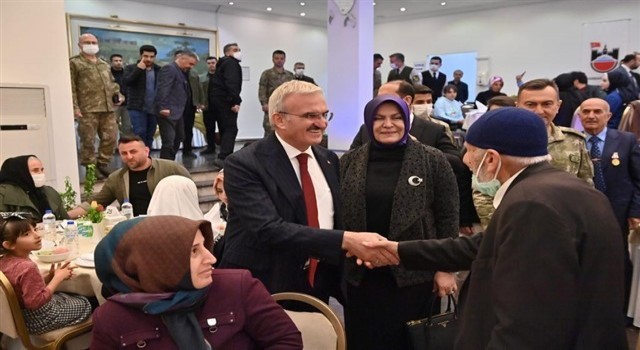 Diyarbakır Valisi Karaloğlu: “Türkiyenin en huzurlu ve güvenilir şehirlerinden birinde yaşıyoruz”