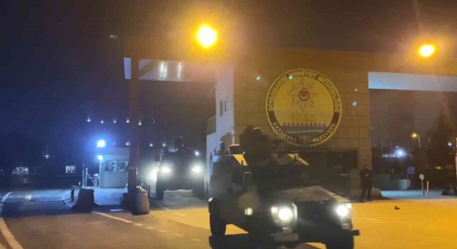 Diyarbakırda hal esnafını tehdit silahlı suç örgütü üyesi 13 şüpheliden 5i tutuklandı