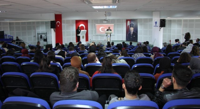 DPÜde “Zaferin 100. Yılında Kurtuluşun Öyküsü” konulu konferans