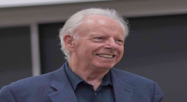 Dr. Tony Bates ile koronavirüs sonrası açık üniversitelerin rolü ve geleceği konuşuldu