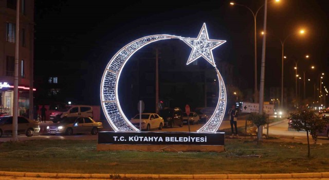 Dumlupınar Mahallesine ay yıldız figürü