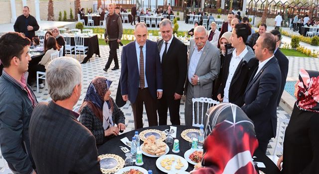 Düziçi İlçe Kaymakamı, Şehit ve Gazi aileleriyle iftarda buluştu