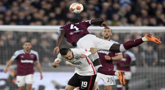 E. Frankfurt, deplasmanda West Ham Unitedı devirdi