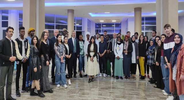 EBYÜde eğitim gören yabancı uyruklu öğrenciler iftarda buluştu