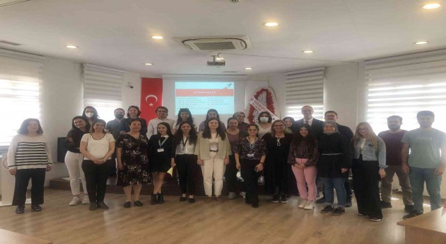 Efelerde intern hekimlerden sağlıklı panel